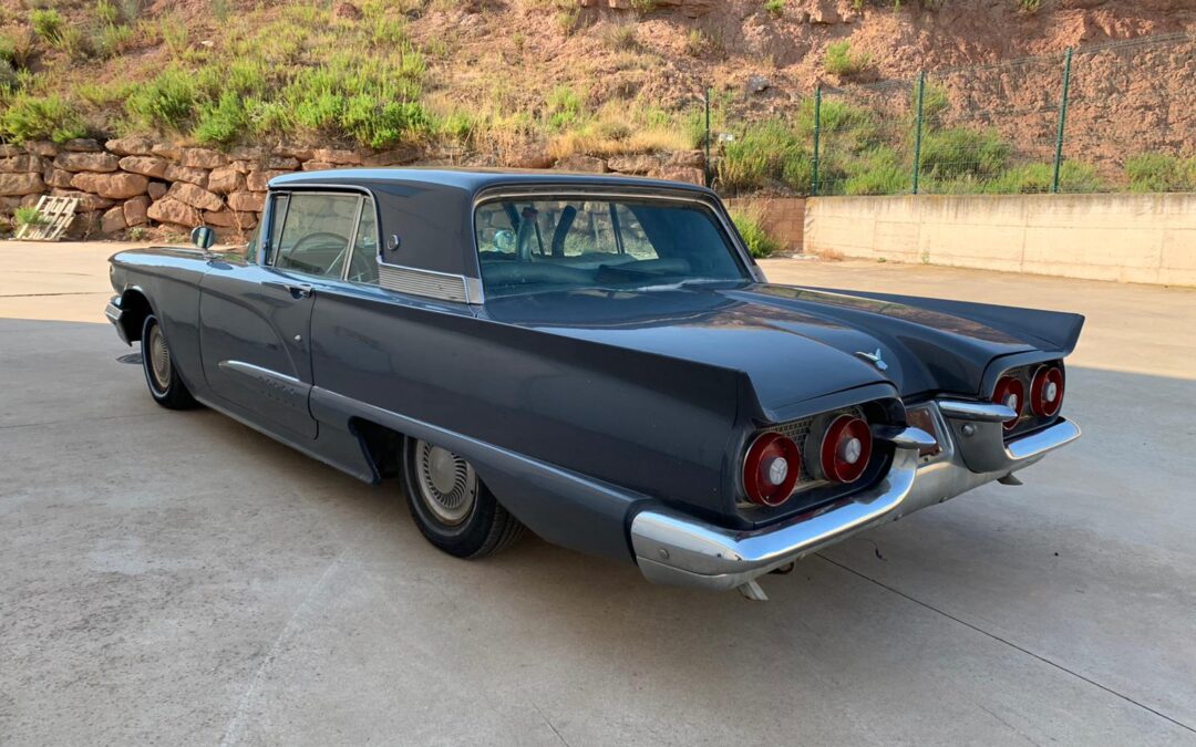 Ford Thunderbird Coupe